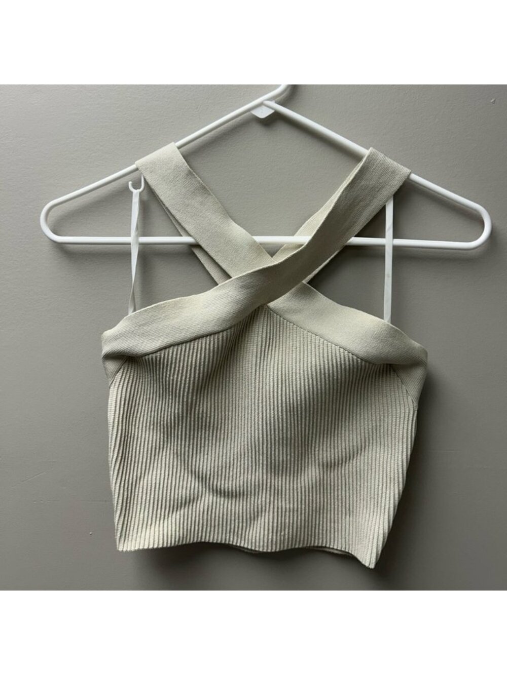 Babaton Cream Sculpt Knit across Cross Cropped Tank Top